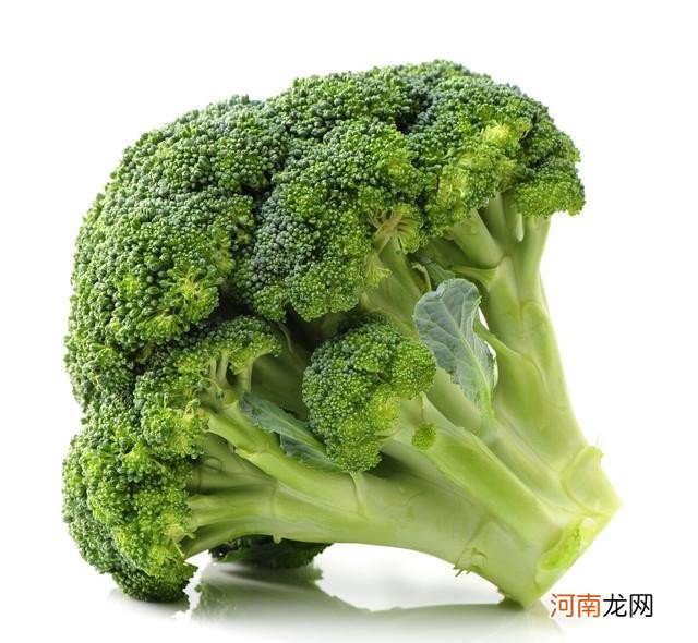 7种可以使牙齿变白的食物 吃什么能美白牙齿