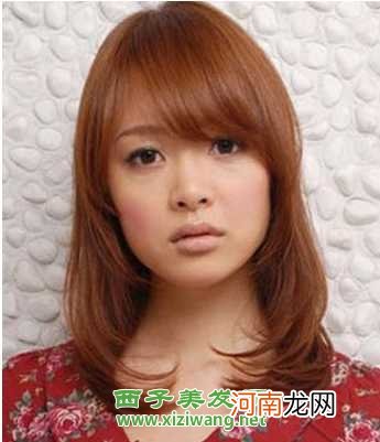 女生圆脸的长发发型设计