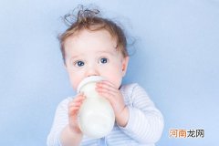 婴儿奶瓶多久换一次 婴儿奶瓶什么时候换还要看材质