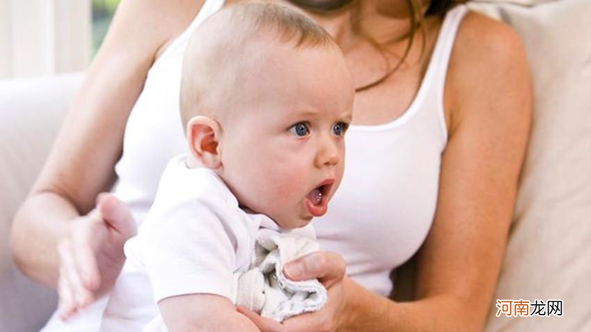影响宝宝打嗝的4个常见因素