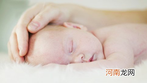 新生宝宝怎样吃睡才最合理健康