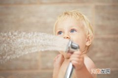 儿童洗头需要护发素吗 为了孩子的健康最好慎重使用
