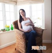 孕妇跷二郎腿不利于顺产
