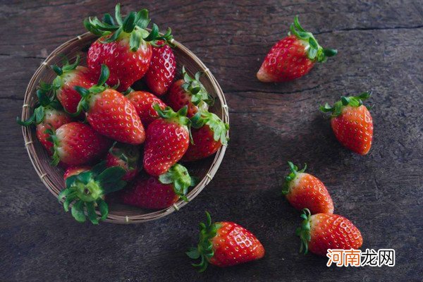 宝宝吃草莓过敏长疙瘩 原来草莓也容易过敏呀！