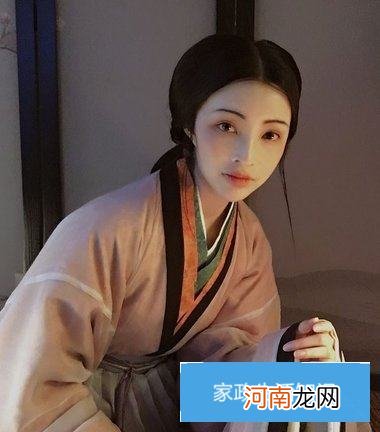 古时候的发型都什么样子的 学梳简易的古代女子发型