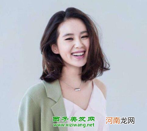 刘诗诗仙女烫中短发发型造型 示范女生仙女烫如何扎