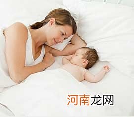 内衣里的纤维堵塞乳腺管造成产后缺奶