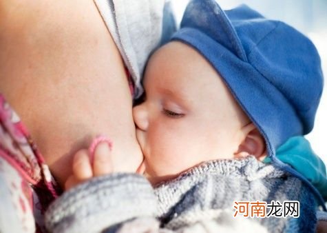 母乳喂养的次数与量 吃奶时间由宝宝决定