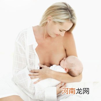 初乳对孩子的重要意义 是最珍贵的“黄金营养”