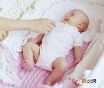 新生儿窒息的原因解答 严重者导致胎儿死亡