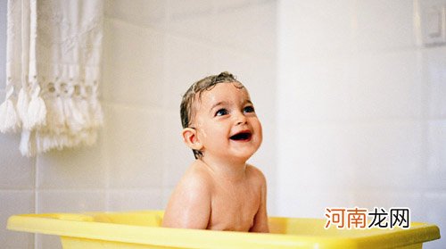 冬季带宝宝去浴池洗澡 对身体健康不利