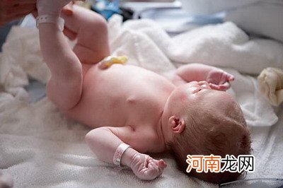 新生儿生殖器的护理必须细心呵护防感染