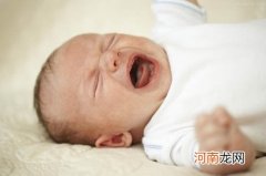 宝宝晚上哭闹怎么办 有助妈妈平息宝宝哭闹的10种方法