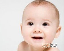 从宝宝出生到一岁妈妈们离不开的15件闹心事