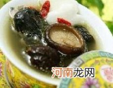 孕期不适食谱：安胎山药乌鸡汤