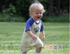 训练宝宝做运动抓紧2～3岁宝宝身体较软时期