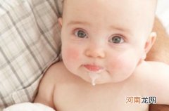 新生儿吐奶 通常是由于喂养不当造成的