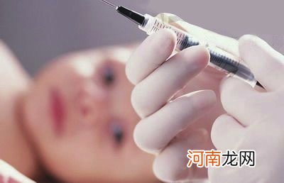 宝宝出生后的第一针卡介苗