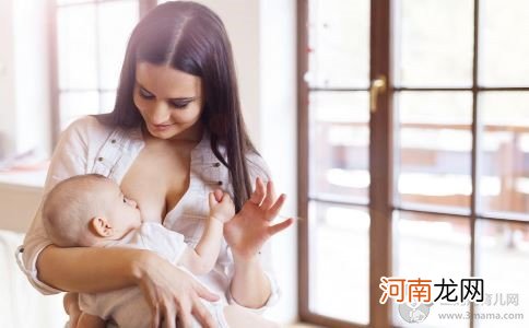 母乳喂养 可助宝宝扎针时止痛