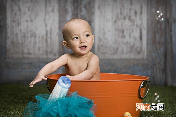 婴儿用十滴水洗澡有害吗 十滴水对婴儿的功效作用