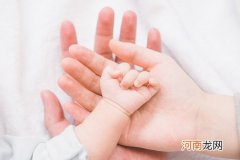 一岁宝宝抽搐怎么回事 宝宝抽搐时怎么办