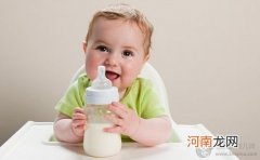 父母须知 宝宝1岁后就该戒掉奶瓶
