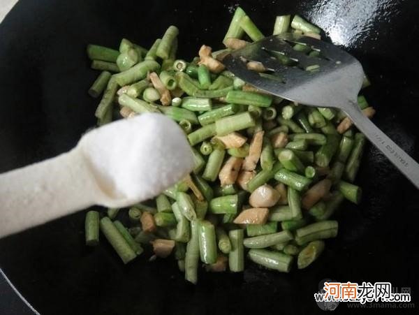 鸡丁炒豆角