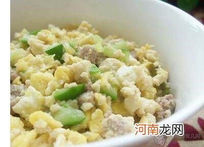 一岁半宝宝食谱：三鲜豆腐泥