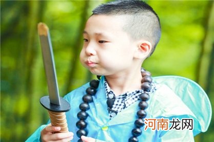 李姓男宝宝起名 李姓男孩取什么名字好