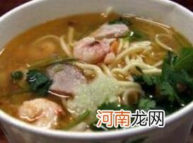 一岁半宝宝食谱：虾肉肝菜什锦软面条