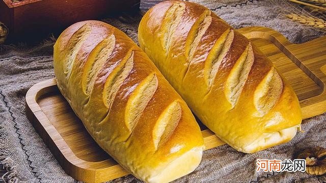 烤面包的家常做法外酥里软 自己在家烤面包的做法
