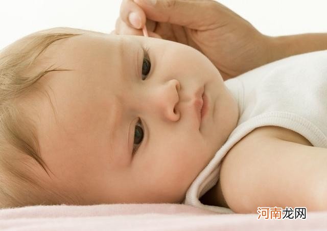 7个月宝宝的正常发育标准(7个月宝宝的发育变化）