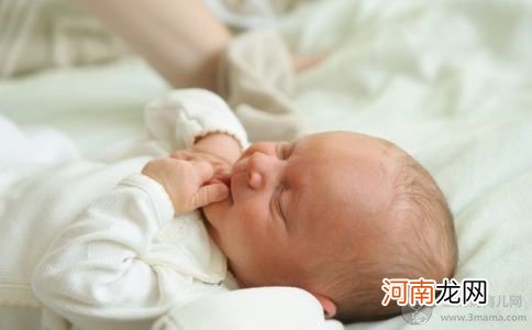 新妈小课堂 如何看囟门知宝宝健康