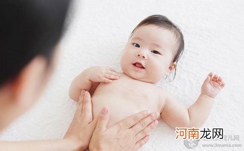 让宝宝告别“青蛙肚” 宝宝腹胀这样应对