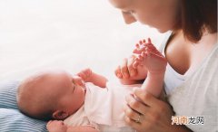 新生儿喂养的正确方法 新生儿喂养指南