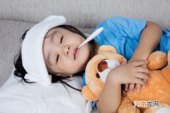 为什么宝宝会发烧 哪些因素会引起小宝宝发烧