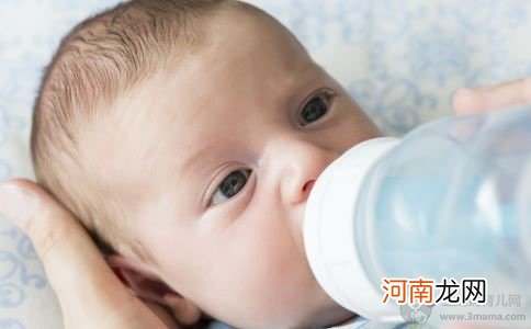 宝宝转奶吐奶怎么办 可能是这些原因导致