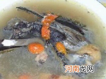 孕妇安胎食谱：花旗参乌鸡汤