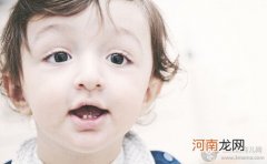 宝宝出牙晚的原因 可能是缺钙惹的祸