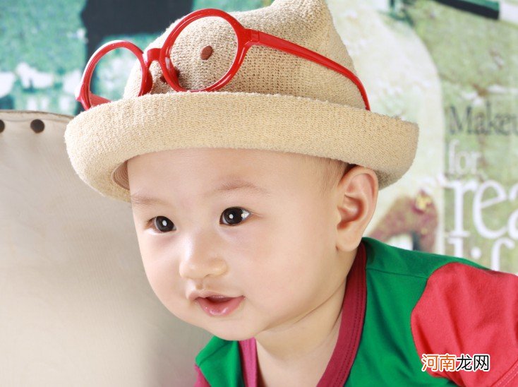 让宝宝体验家务活 升级趣味