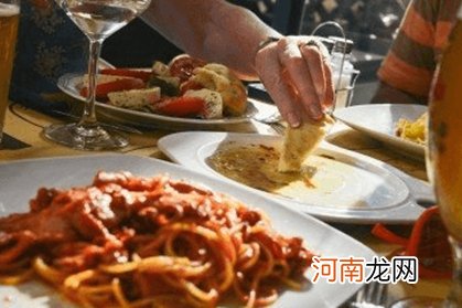 餐饮店取什么名字好 餐饮行业店铺名字大全