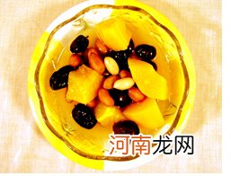 哺乳期下奶食谱：木瓜花生大枣汤