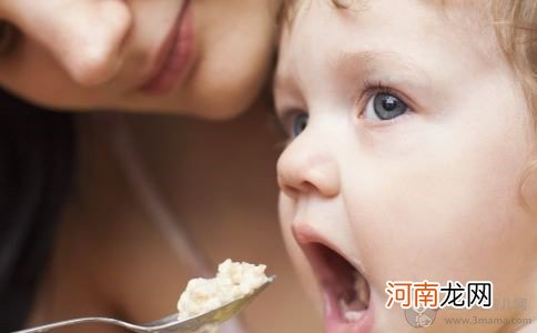 宝宝不爱吃辅食怎么办 妈妈不妨试试这样做