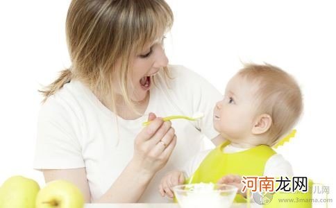 米糊喂食不当危害大 婴儿米粉应该怎么吃