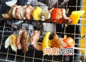 儿童菜谱鸭类：樱桃鸭肉串