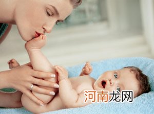 孕育指南：孕晚期 坚持数胎动很重要