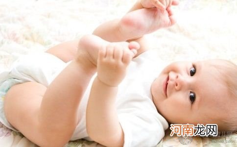 新妈妈需知 孩子多大应停用纸尿裤