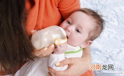 婴儿吃奶后咳嗽怎么办 妈妈可以这样做