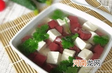 孕妇补钙：鸭血豆腐汤