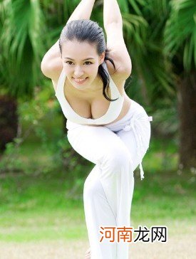 长妊娠纹咋办 教你祛纹按摩法